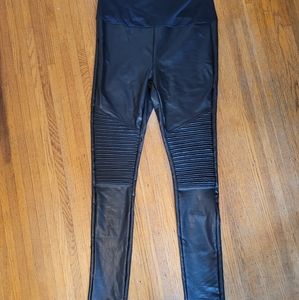 Preggo Leggings maternity black Rockstar mamacita Moto Leggings size medium